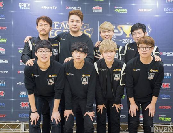 比赛的首发 比赛的首发