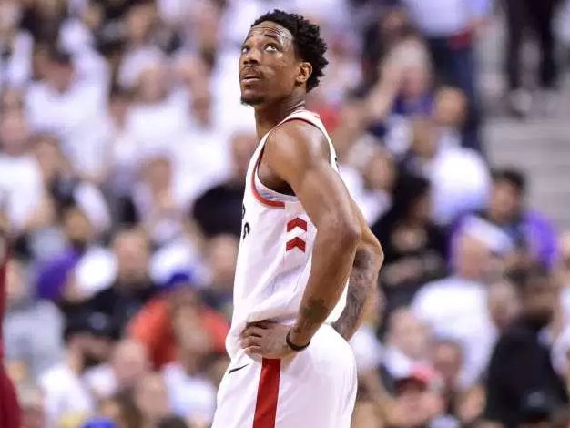 保持密切关 保持密切关