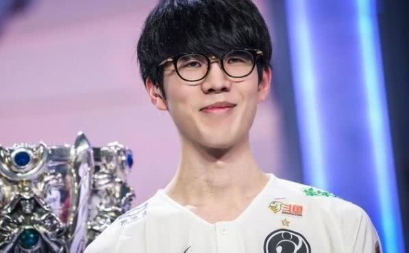 新赛季即将 新赛季即将