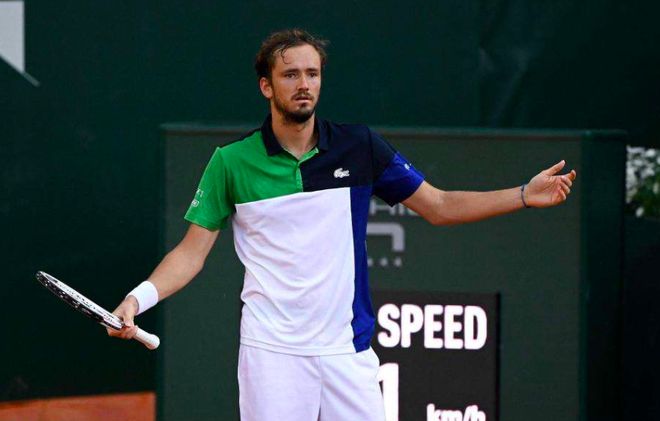 此话一出便 此话一出便