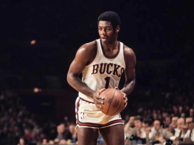 他的职业精 他的职业精