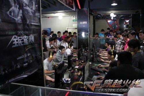 上的高强度 上的高强度