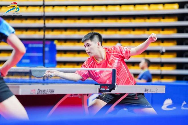 阿尔瓦雷斯 阿尔瓦雷斯