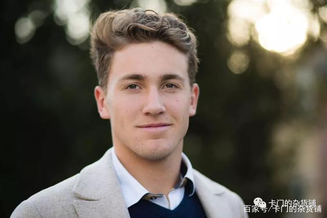 乎压倒性的 乎压倒性的