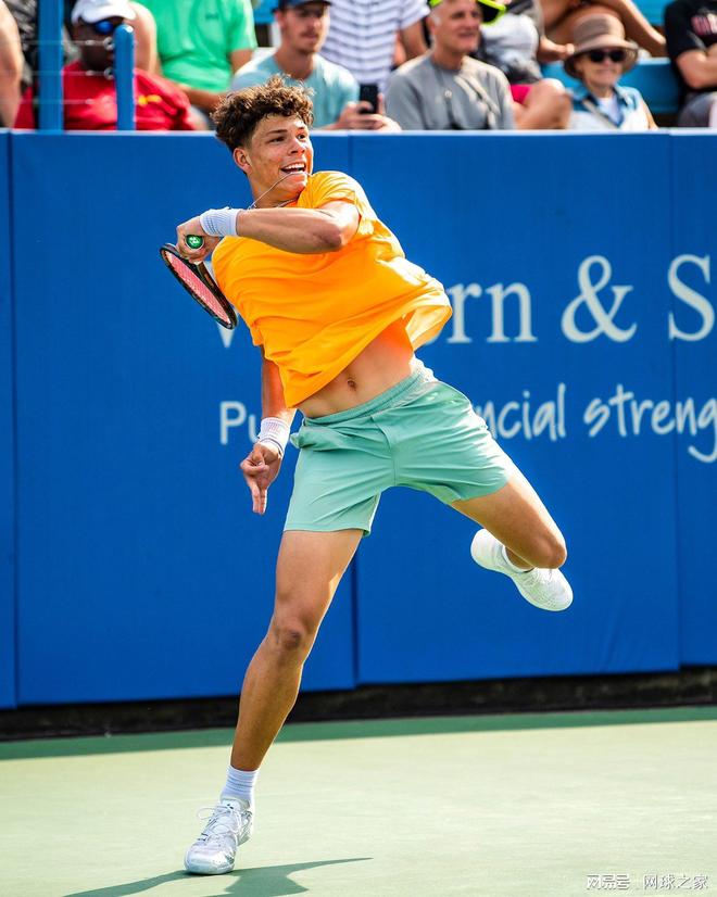 时间困扰着 时间困扰着