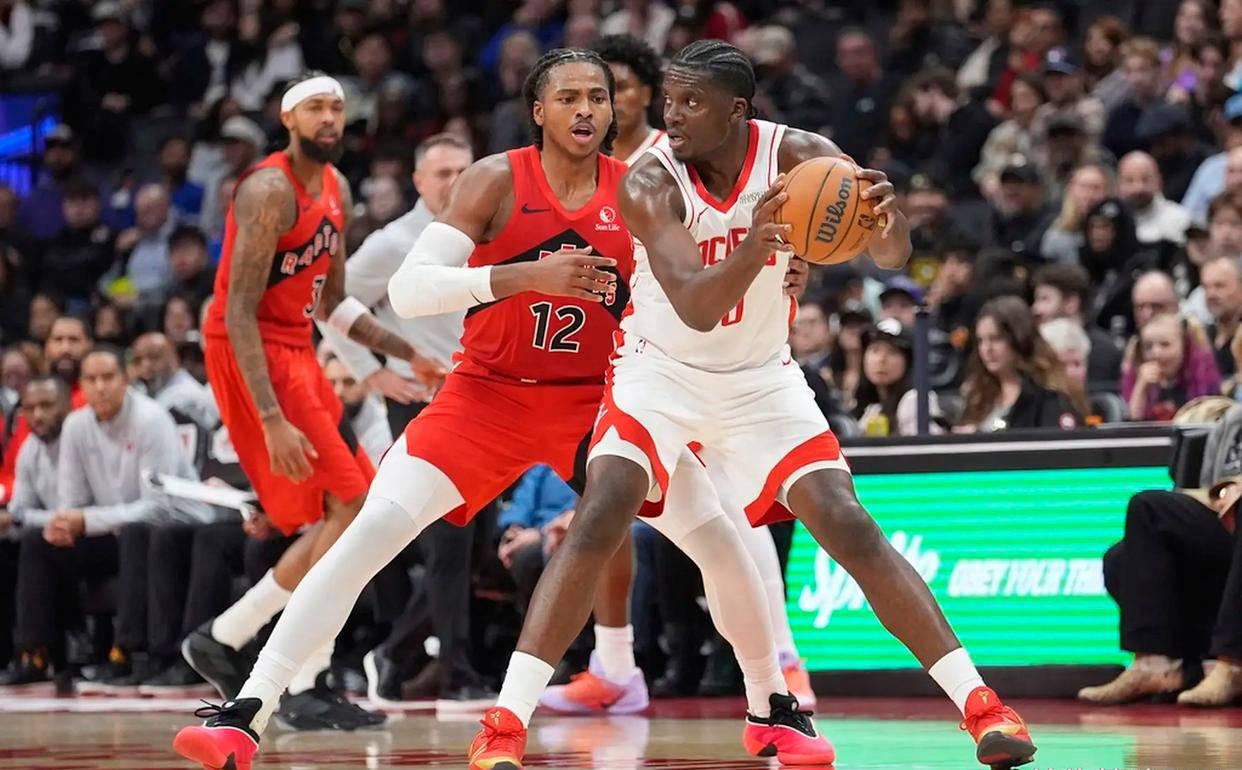 马丁内斯谈C罗肘击被罚下：那不是暴力行为，而是对挑衅的反应