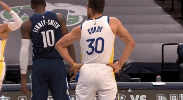 场持球点的 场持球点的